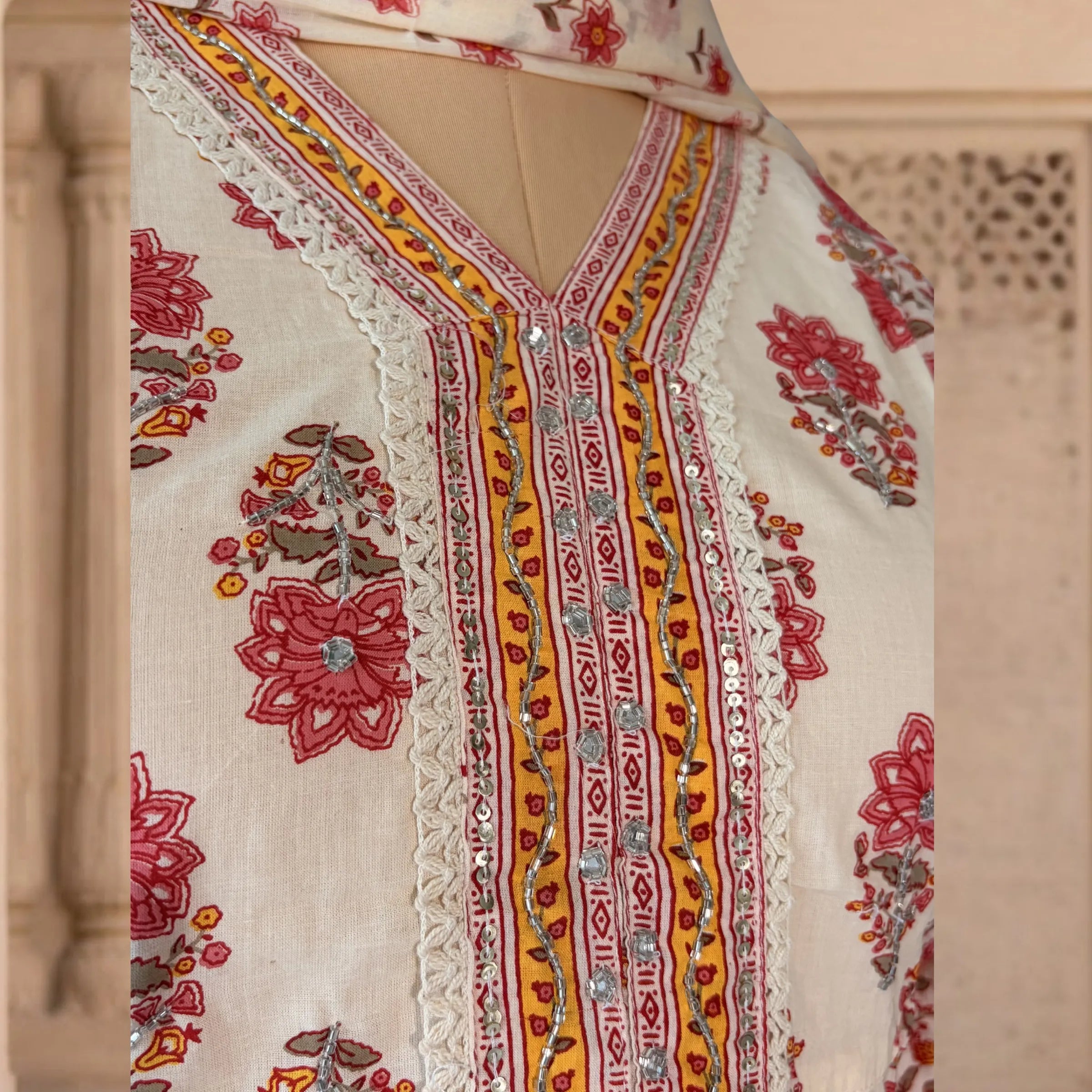 Ivory Floral Printed 3-Piece Set