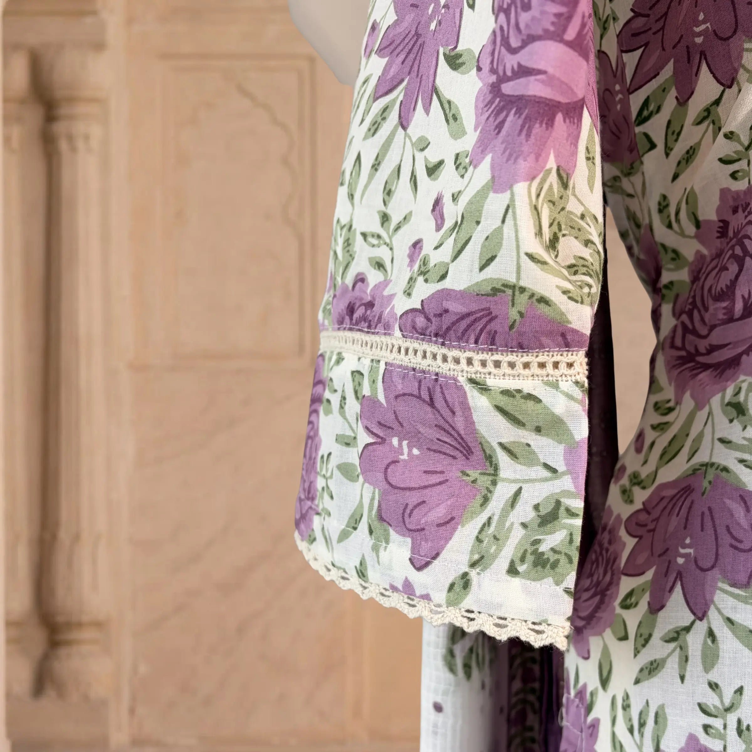 Aabha Lilac Cotton Suit Set (Kota Dupatta)