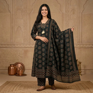 Aafreen Ajrakh Printed Suit Set
