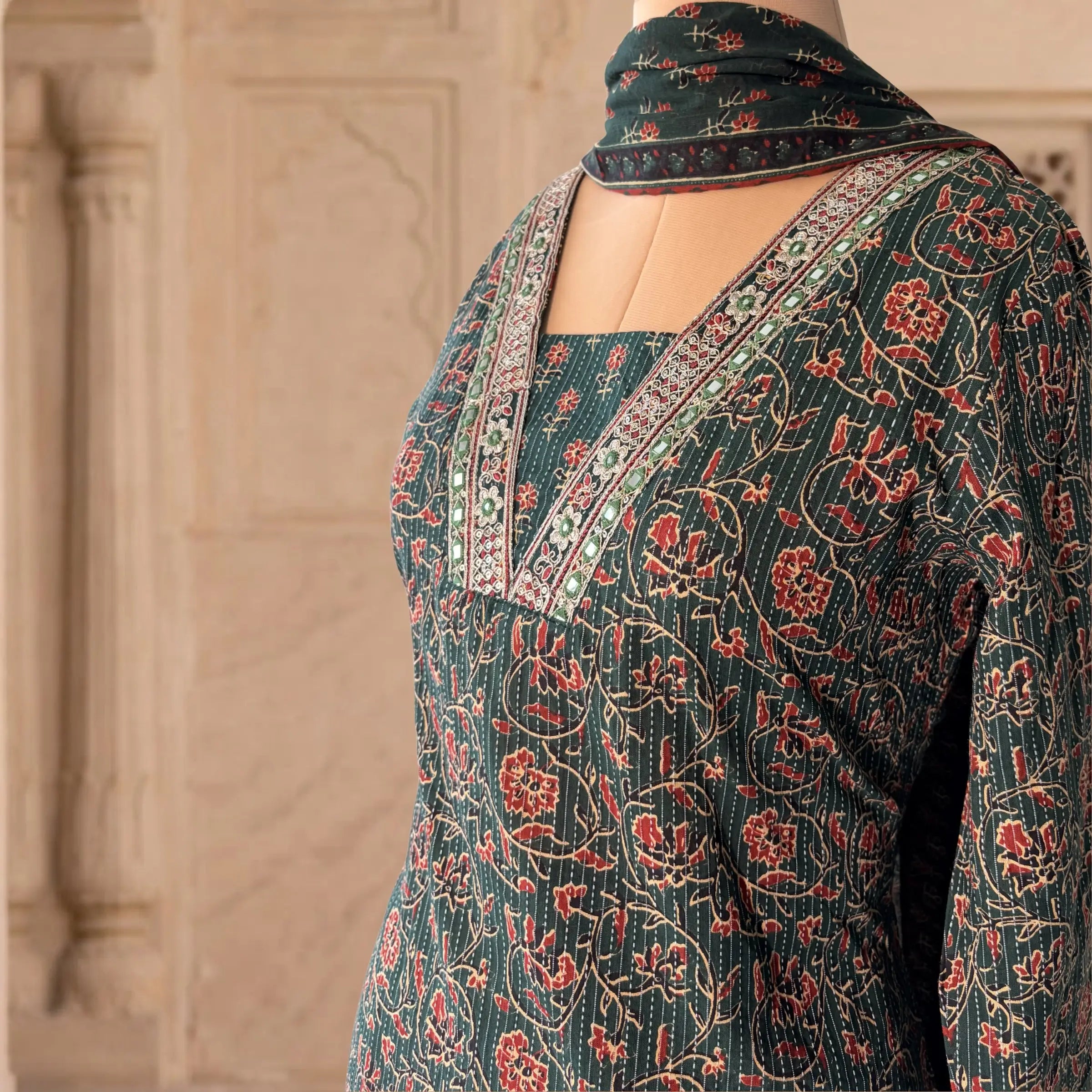 Naayra Emerald Print Suit Set