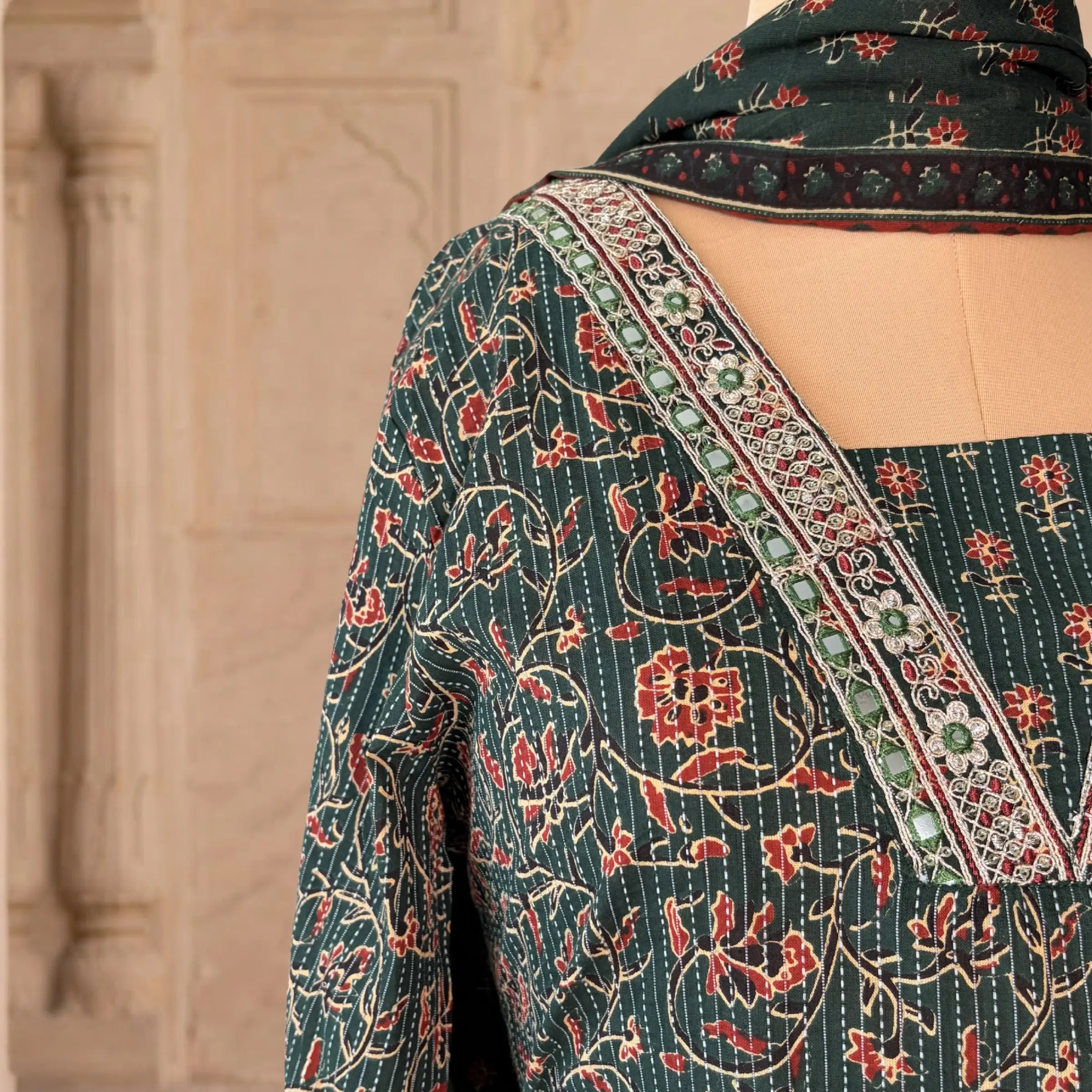 Naayra Emerald Print Suit Set