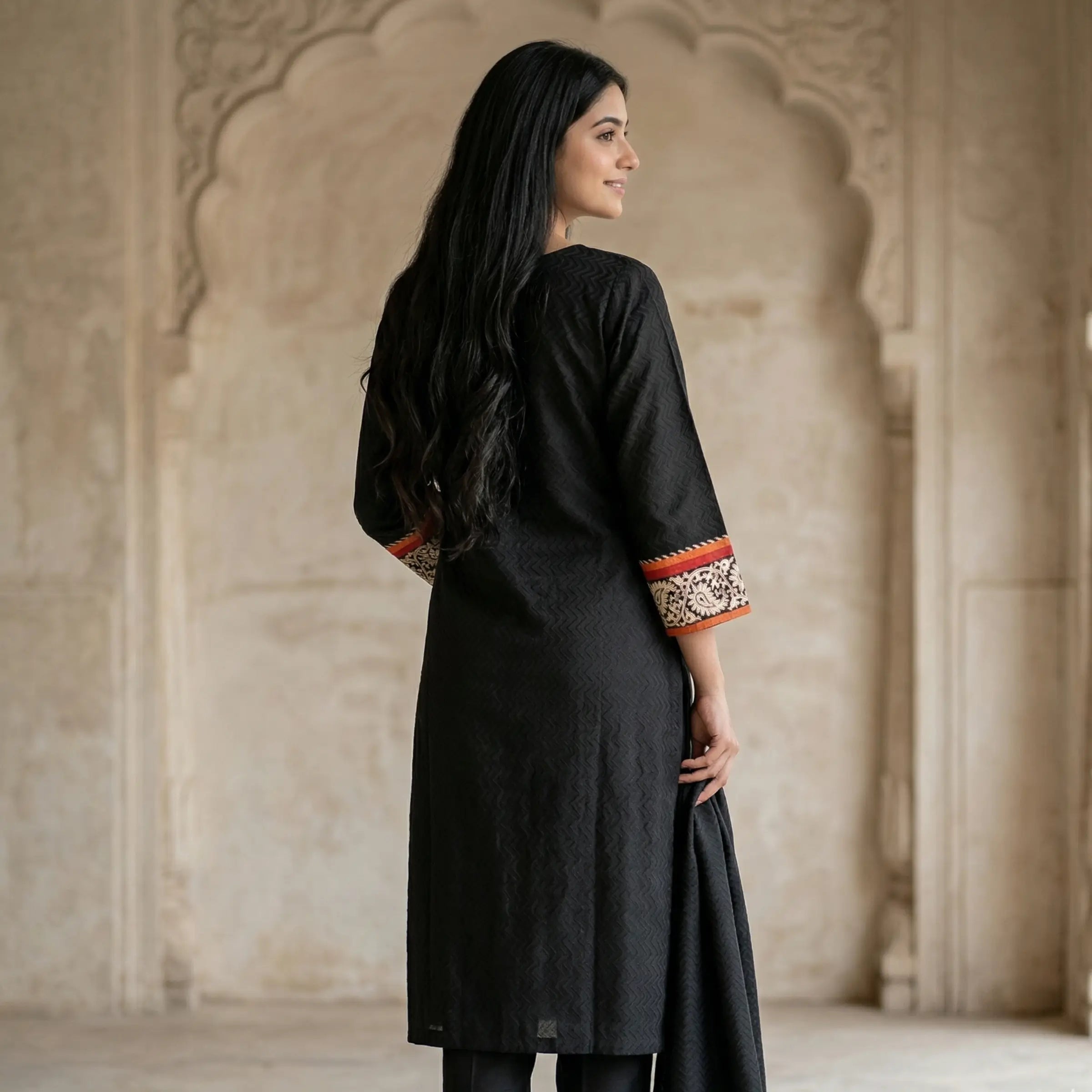 Raahi Rust Border Kurti