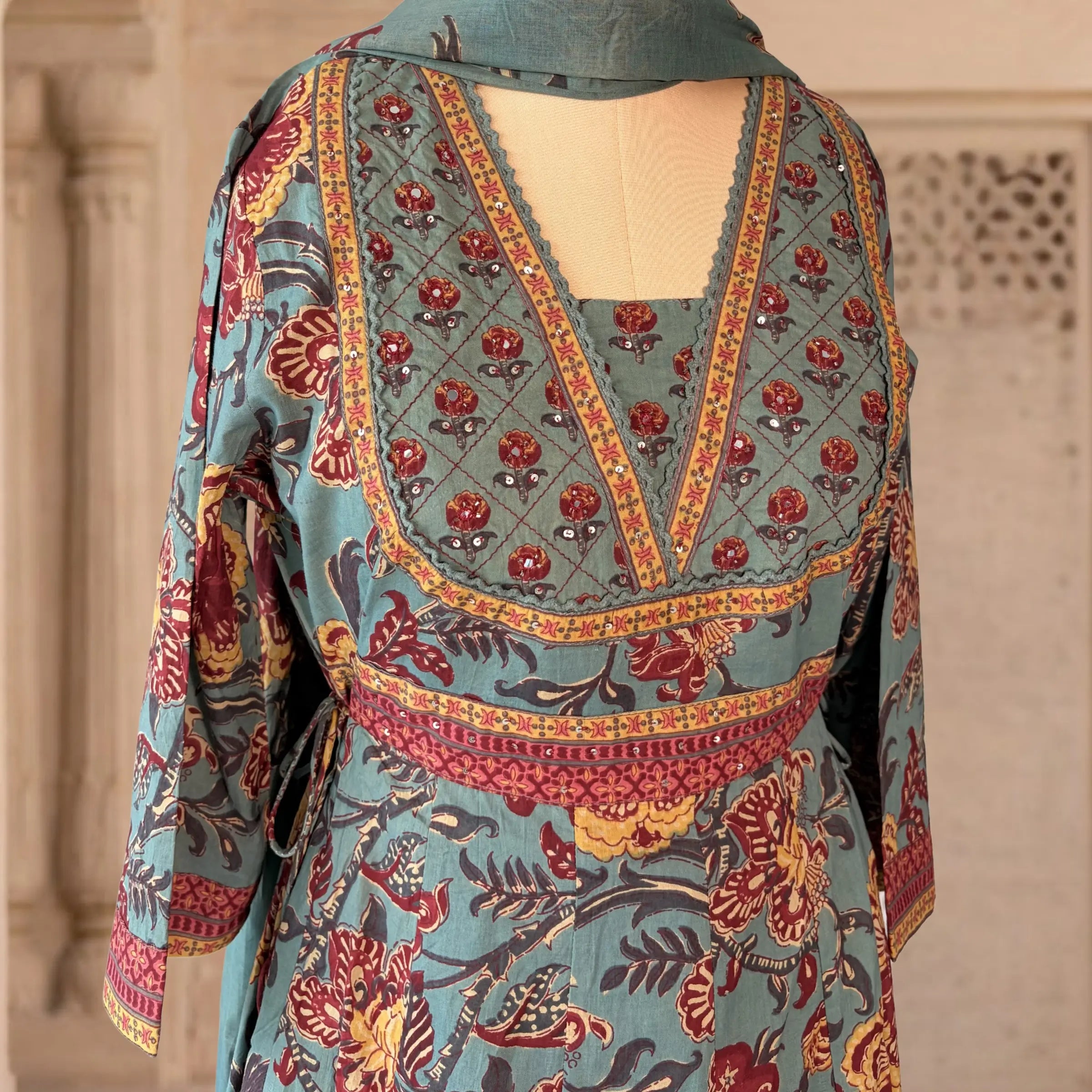 Vrinda Printed Set